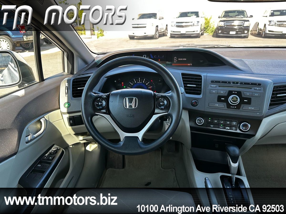 2012 Honda Civic LX photo 13
