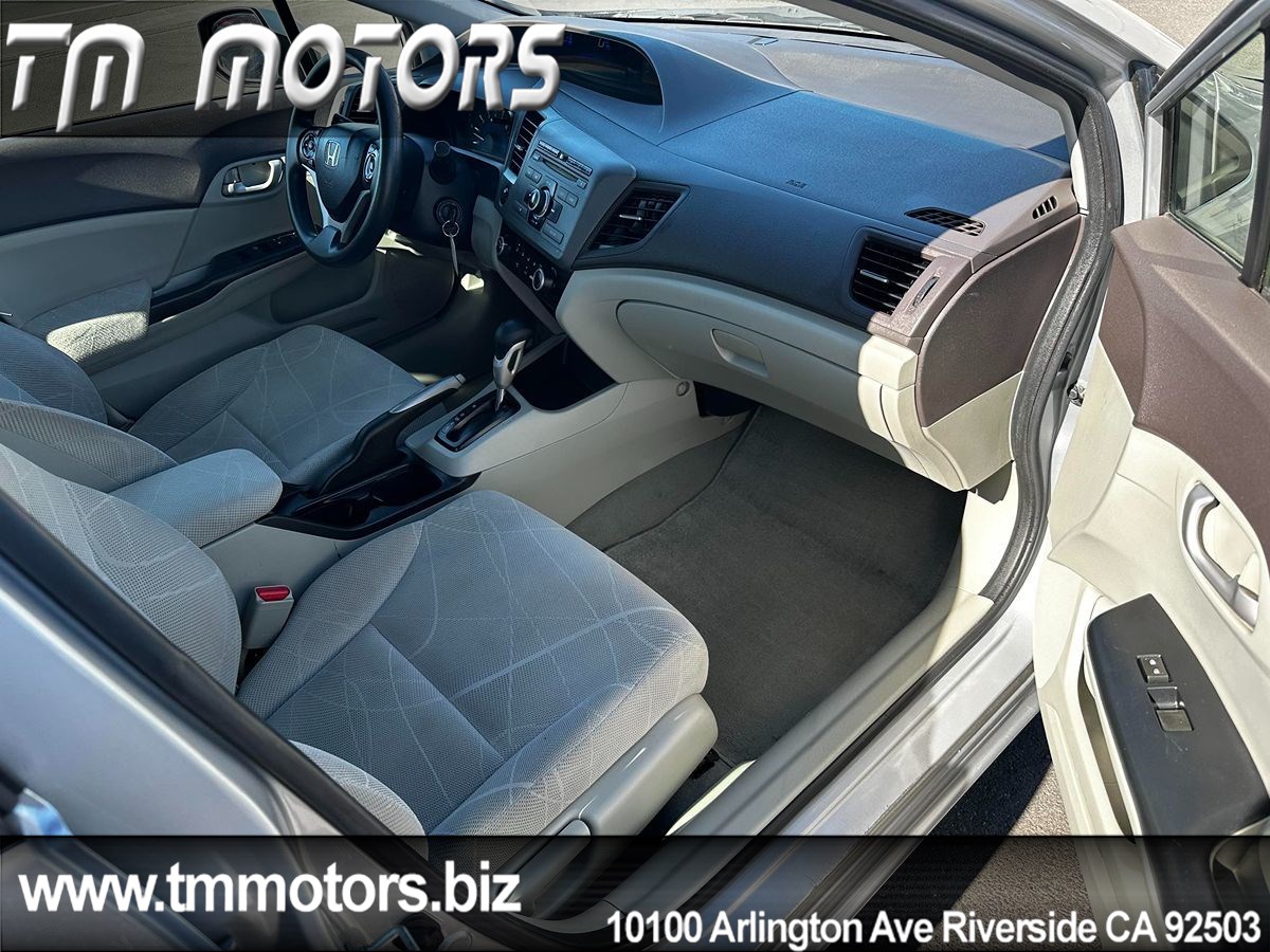 2012 Honda Civic LX photo 8