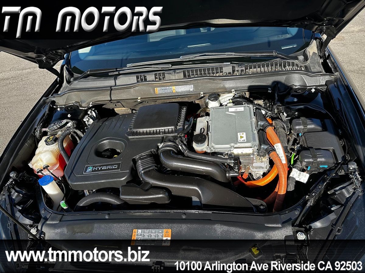 2018 Ford Fusion Hybrid SE photo 21