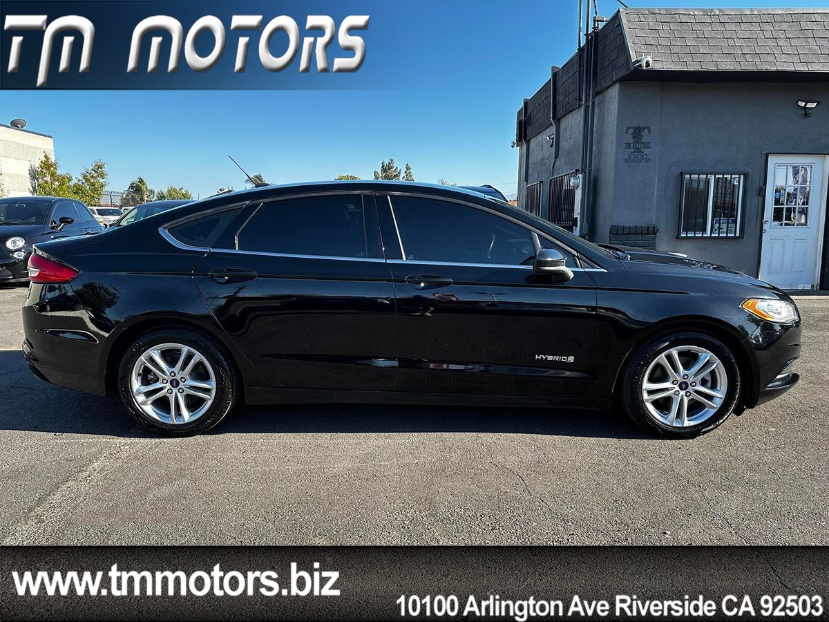 2018 Ford Fusion Hybrid SE photo 19