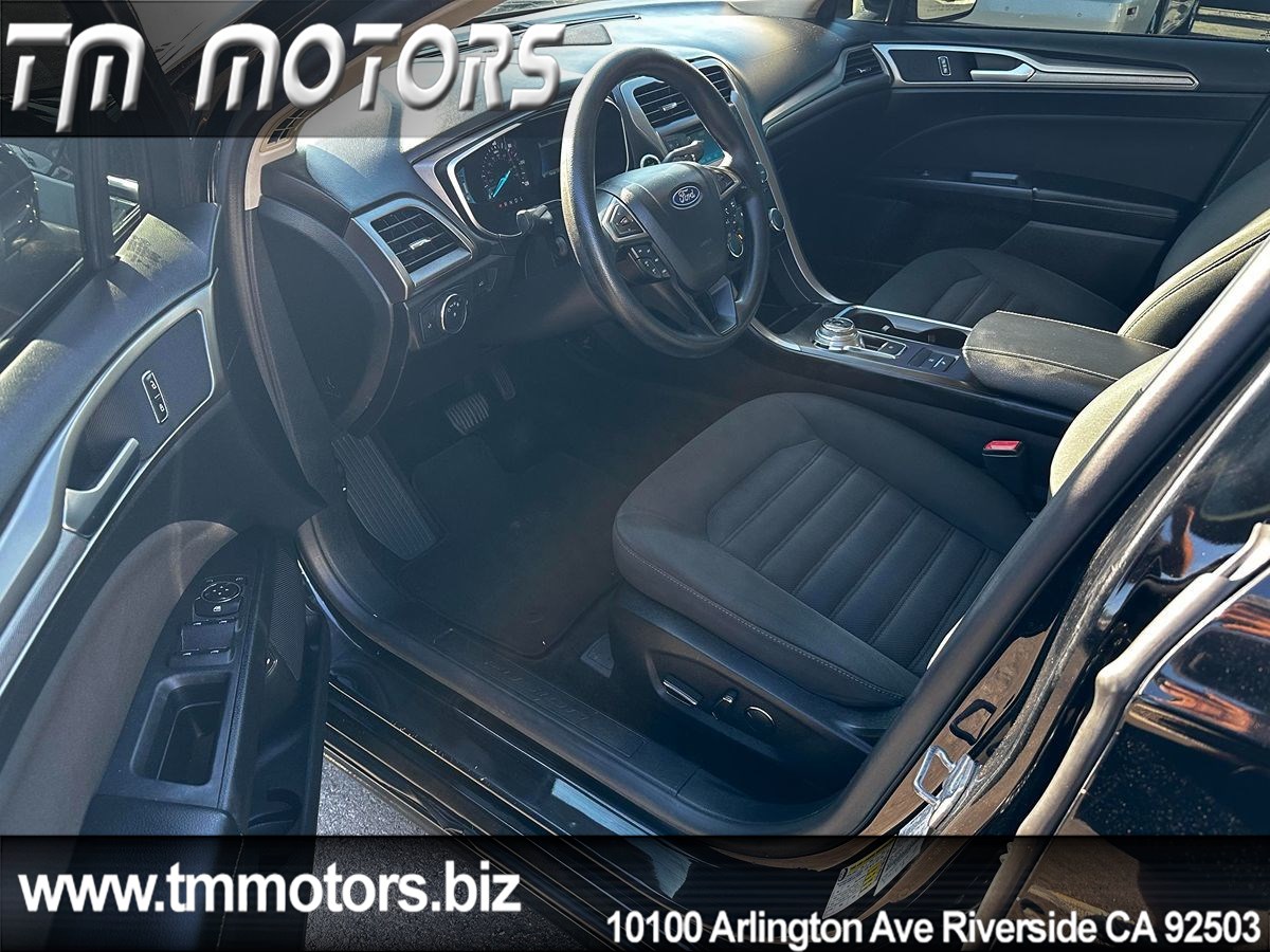 2018 Ford Fusion Hybrid SE photo 6