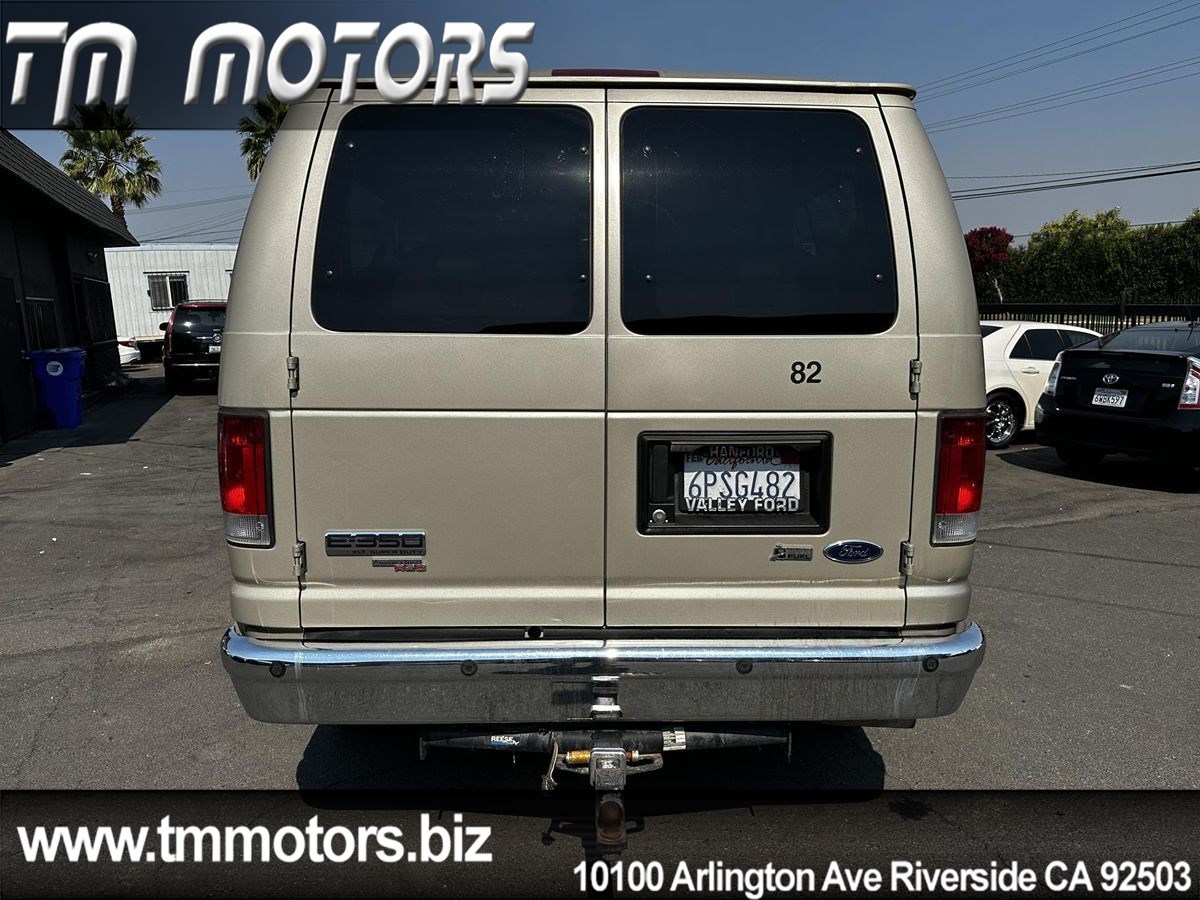 2011 Ford E-350 photo 5