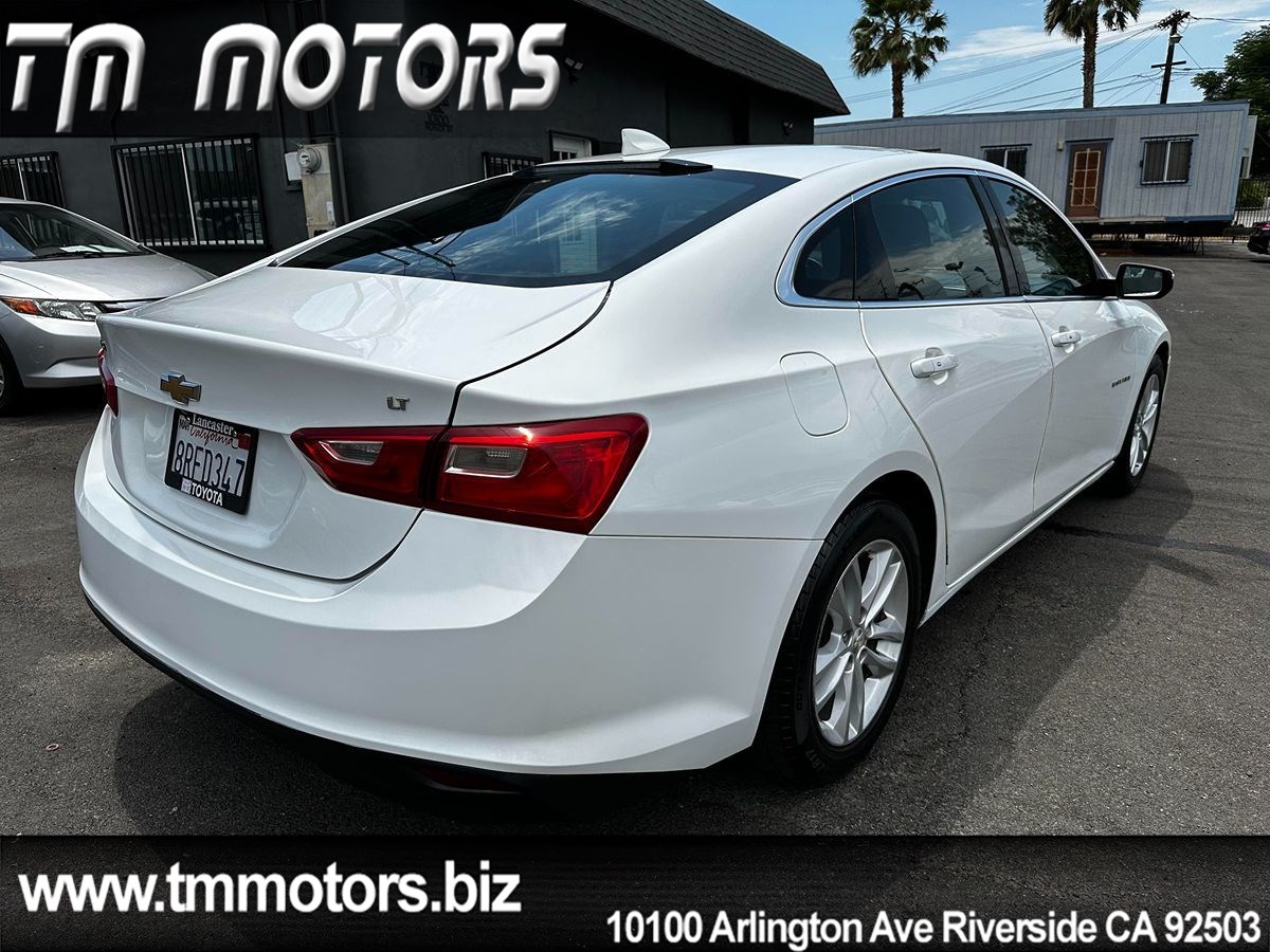 2017 Chevrolet Malibu 1LT photo 18