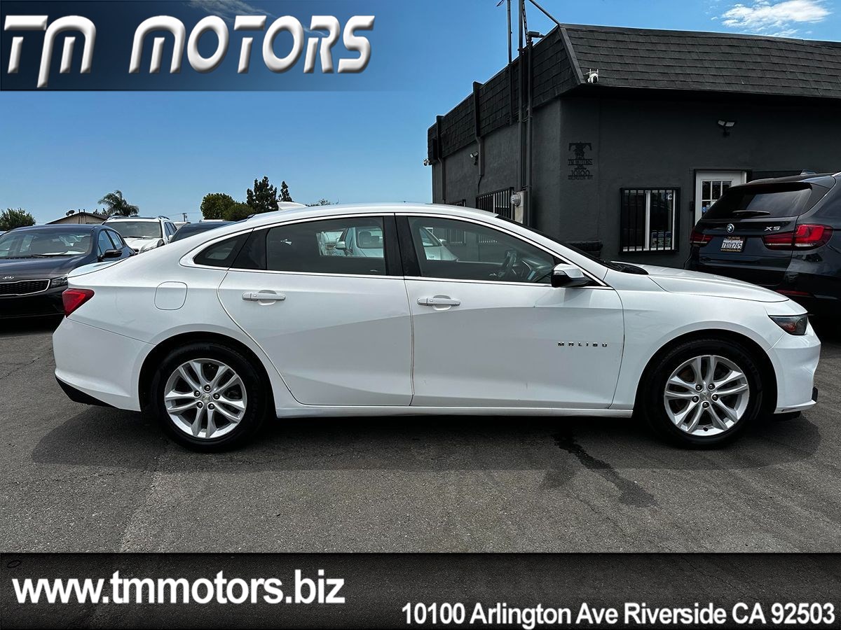 2017 Chevrolet Malibu 1LT photo 17