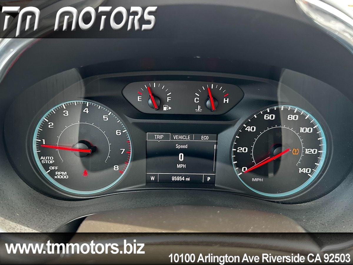 2017 Chevrolet Malibu 1LT photo 14