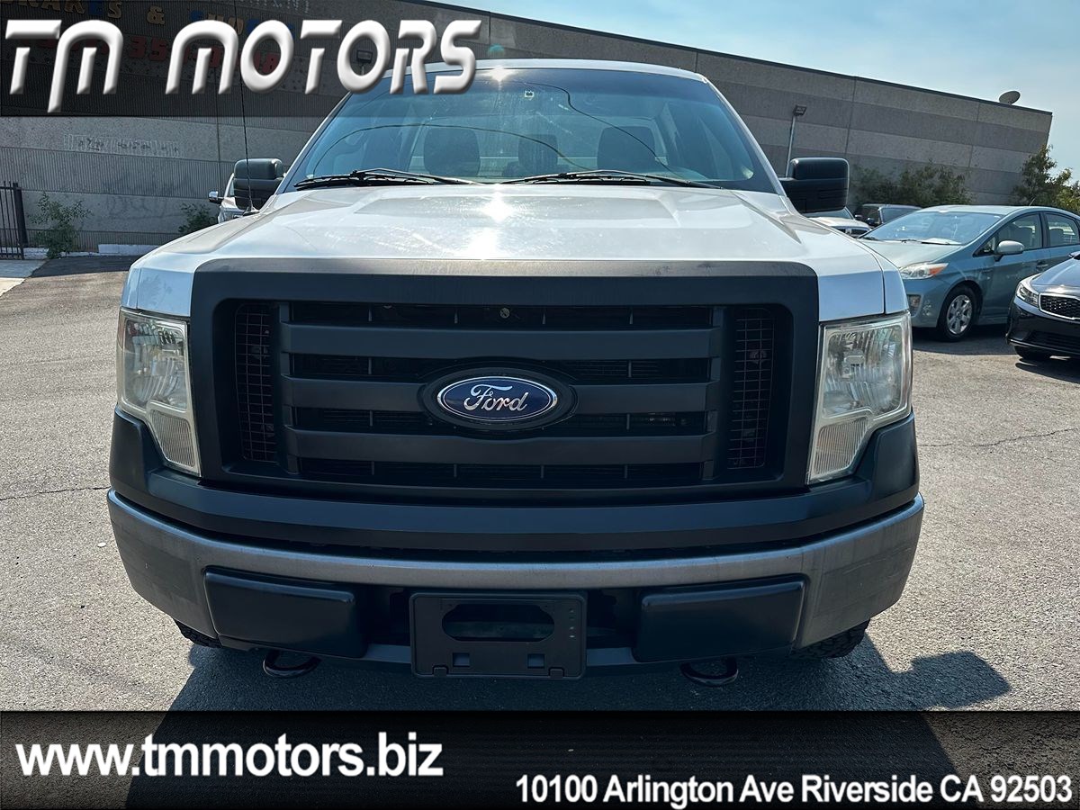2013 Ford F-150 XL photo 2