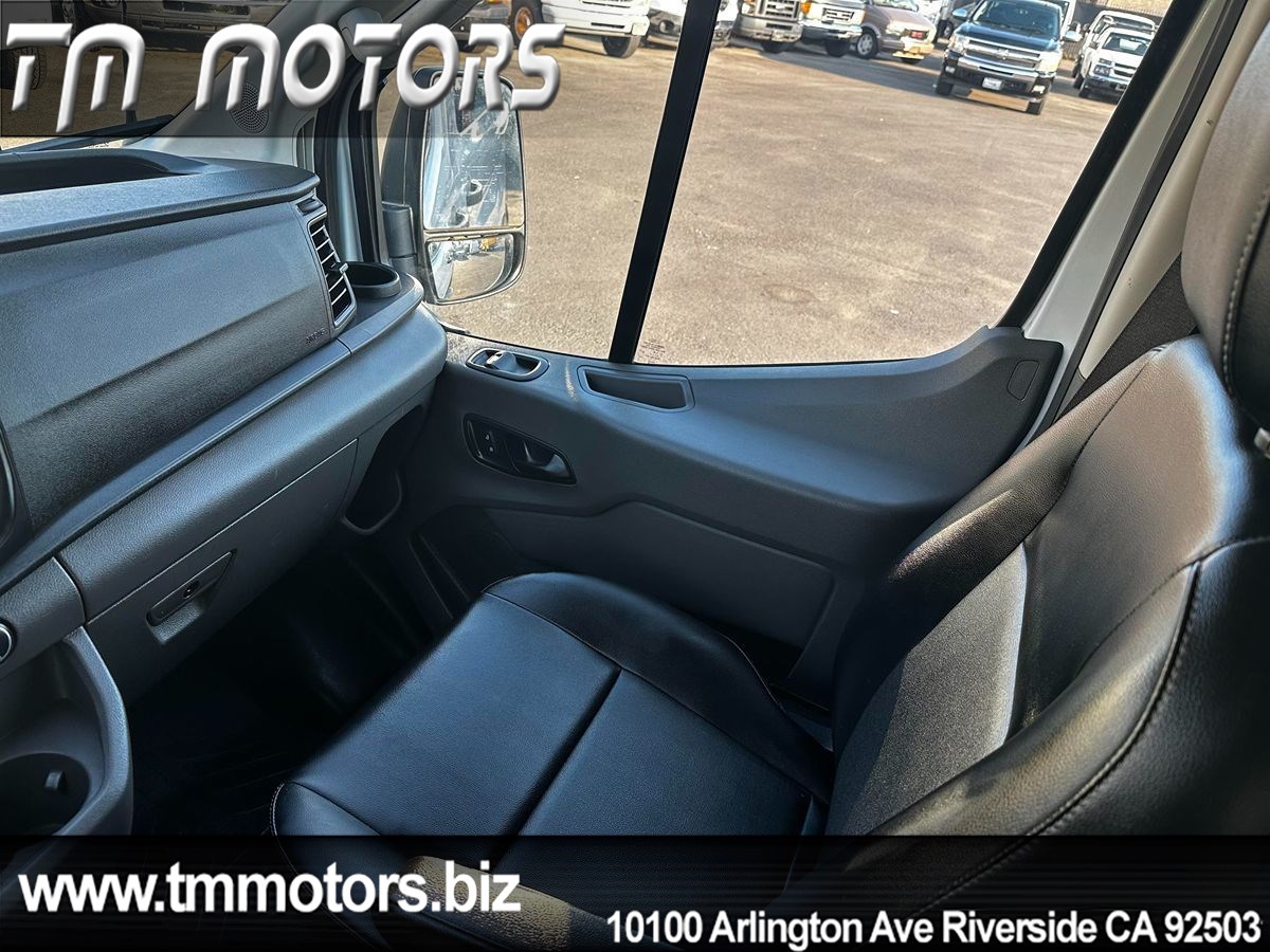 2021 Ford Transit Cargo Van photo 11