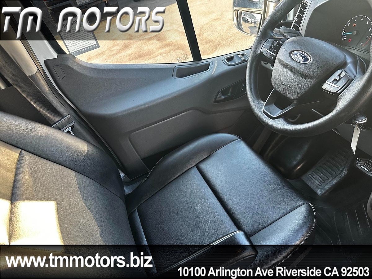 2021 Ford Transit Cargo Van photo 13
