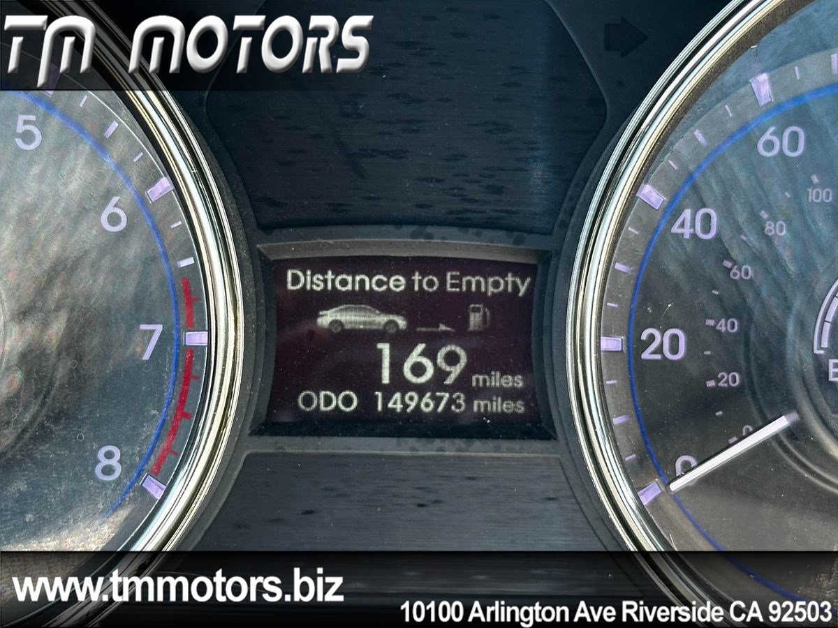 2013 Hyundai Sonata SE photo 16