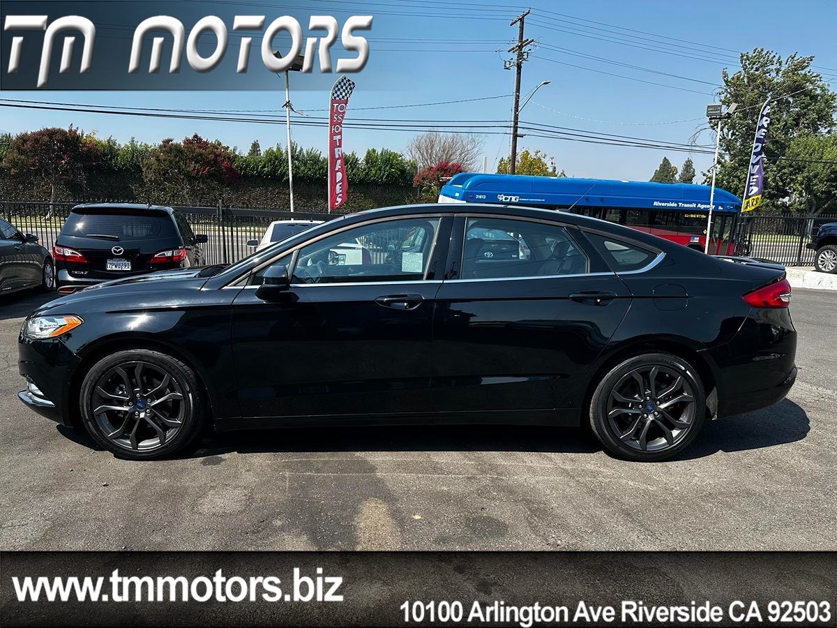 2018 Ford Fusion SE photo 3