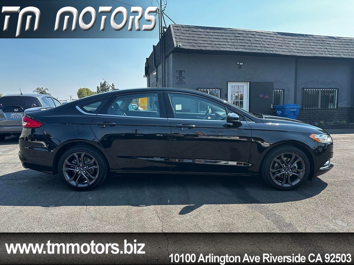 2018 Ford Fusion SE photo 19