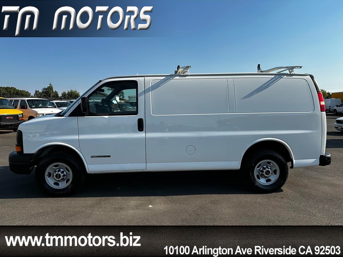 2005 Gmc Savana Cargo 2500 photo 3
