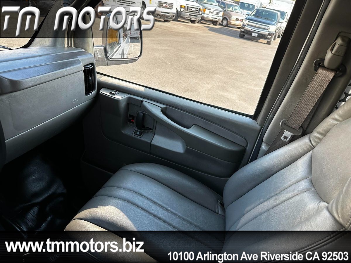 2005 Gmc Savana Cargo 2500 photo 10