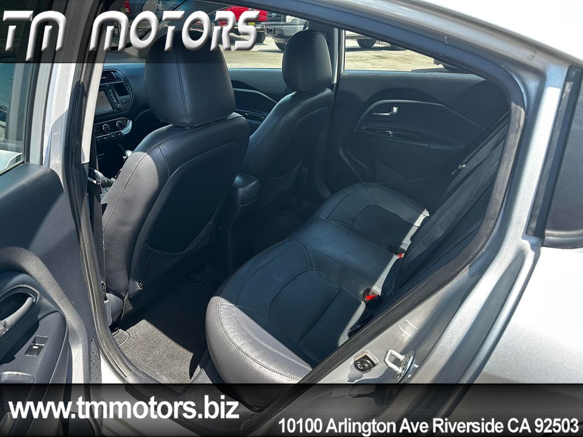 2013 Kia Rio SX photo 17