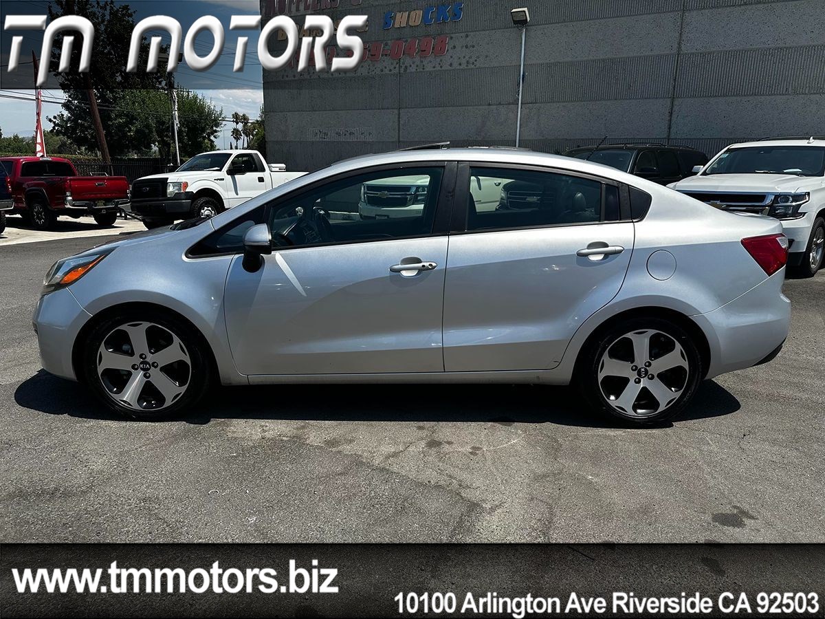 2013 Kia Rio SX photo 3