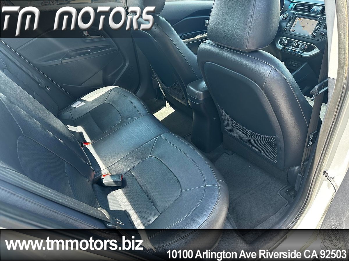 2013 Kia Rio SX photo 18