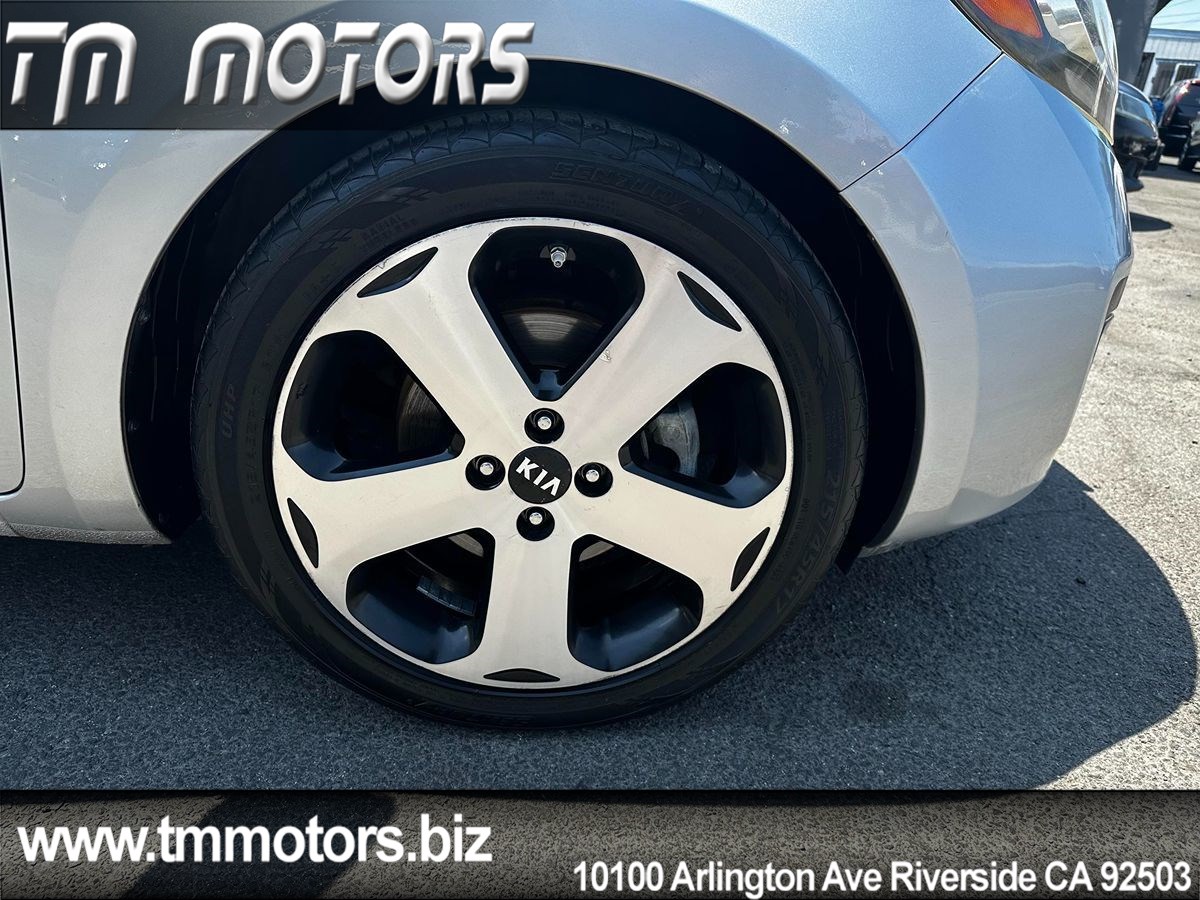 2013 Kia Rio SX photo 10