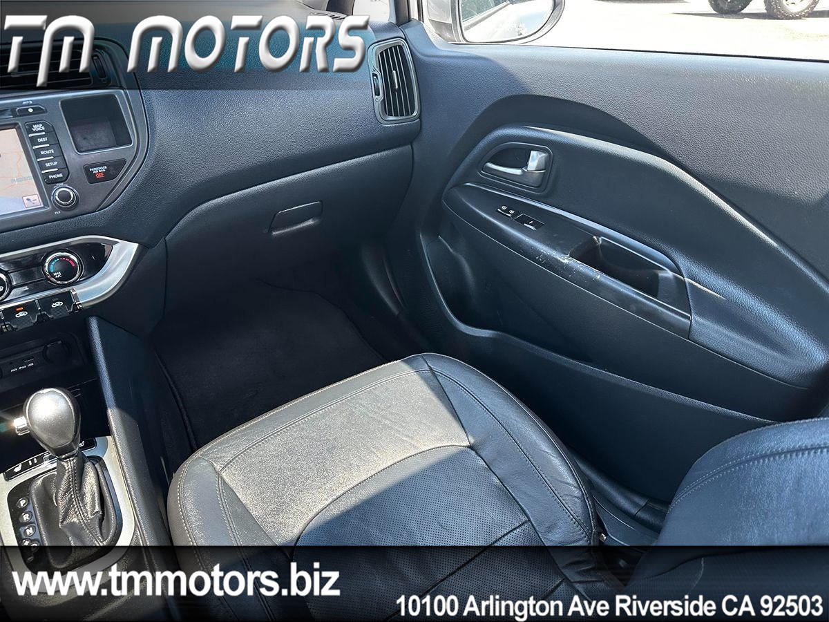 2013 Kia Rio SX photo 12