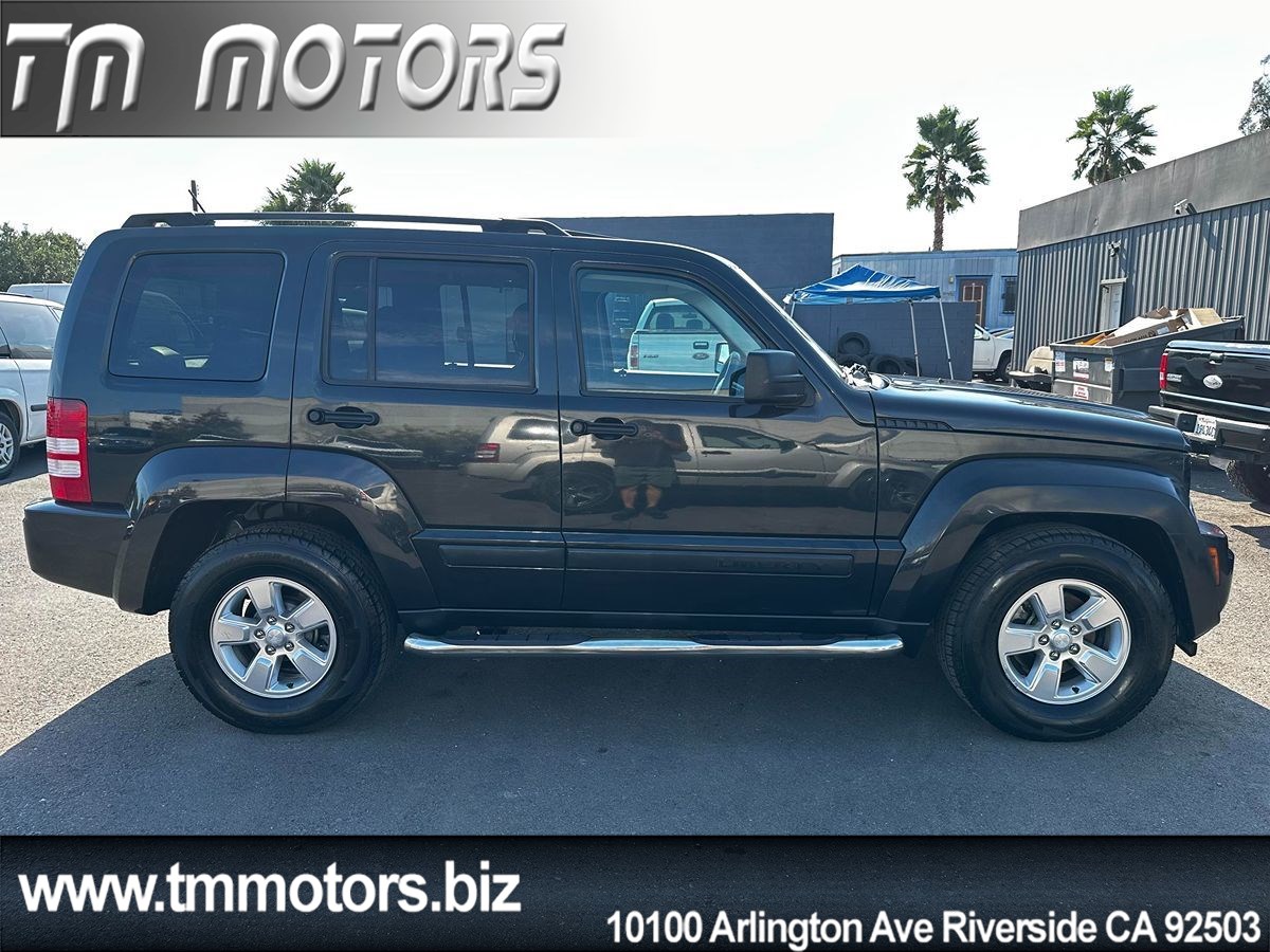 2012 Jeep Liberty Sport photo 20