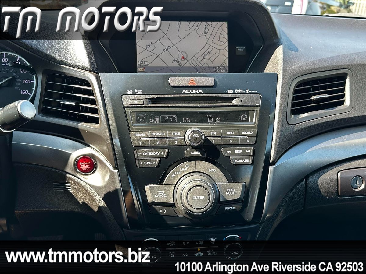 2013 Acura ILX 2.0L Technology photo 15