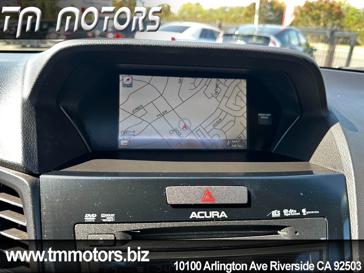 2013 Acura ILX 2.0L Technology photo 14