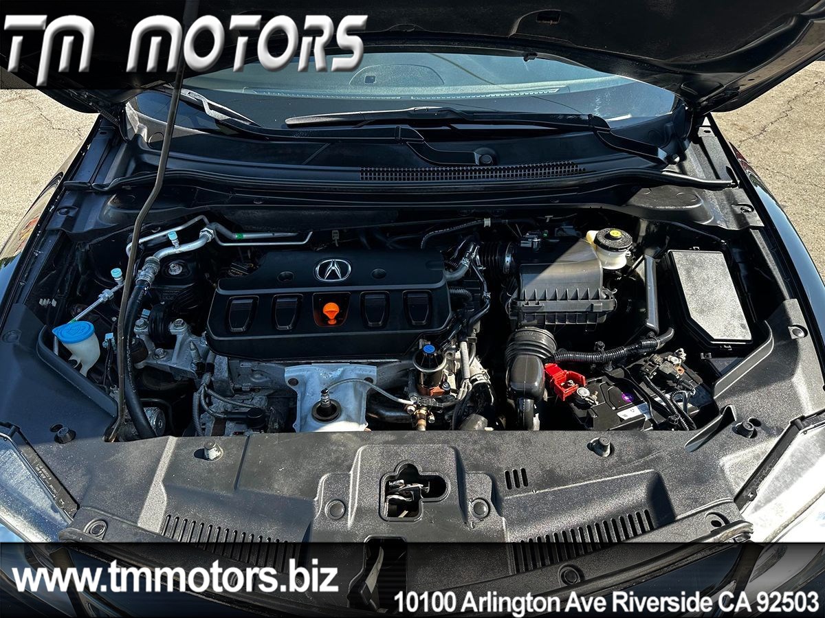 2013 Acura ILX 2.0L Technology photo 24