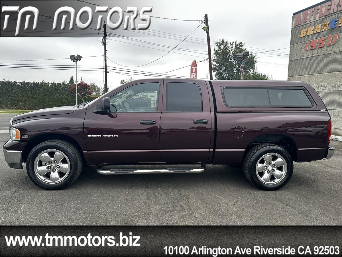 2004 Dodge Ram SLT photo 3