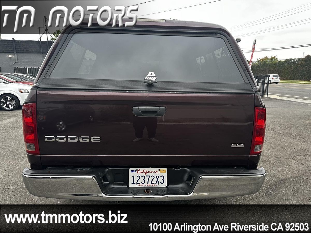 2004 Dodge Ram SLT photo 5