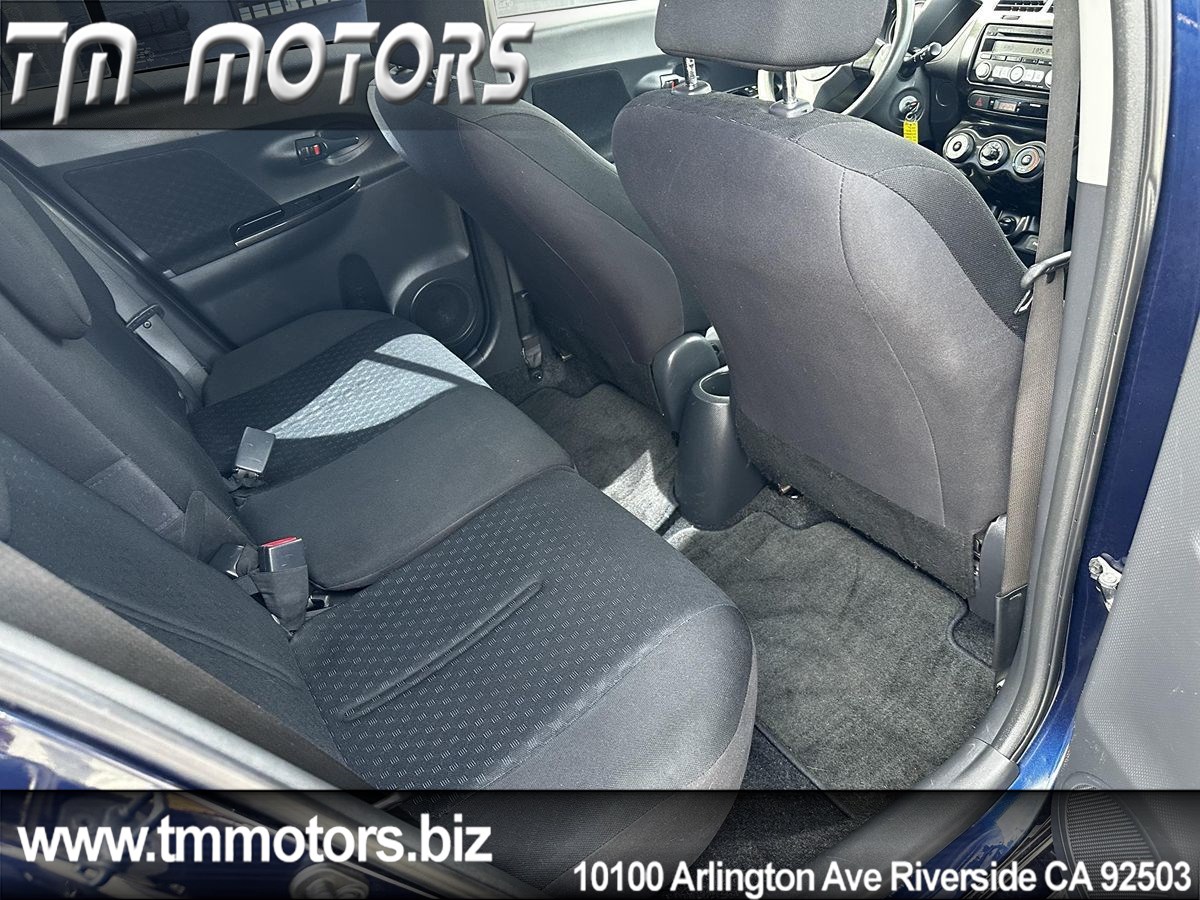 2009 Scion xD photo 8
