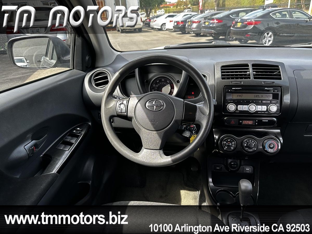 2009 Scion xD photo 13