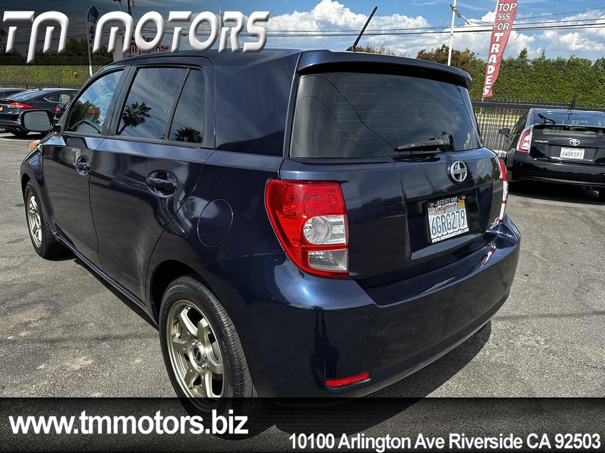 2009 Scion xD photo 4