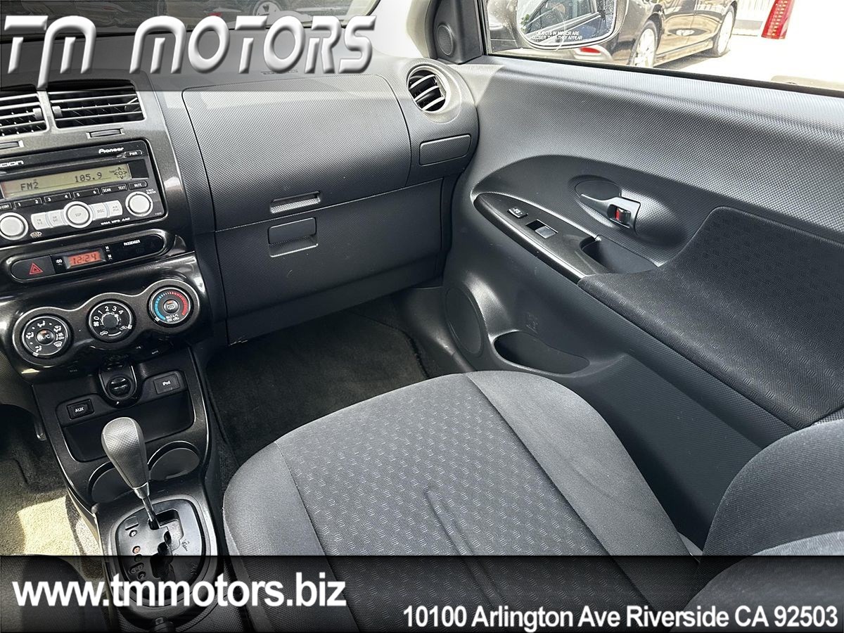 2009 Scion xD photo 12