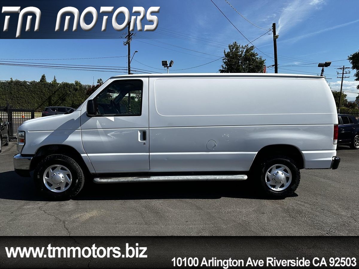 2012 Ford E-250 photo 3