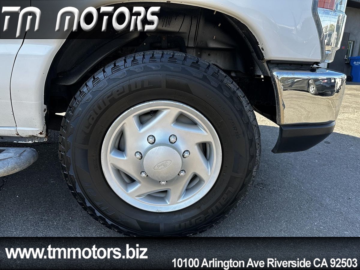 2012 Ford E-250 photo 19