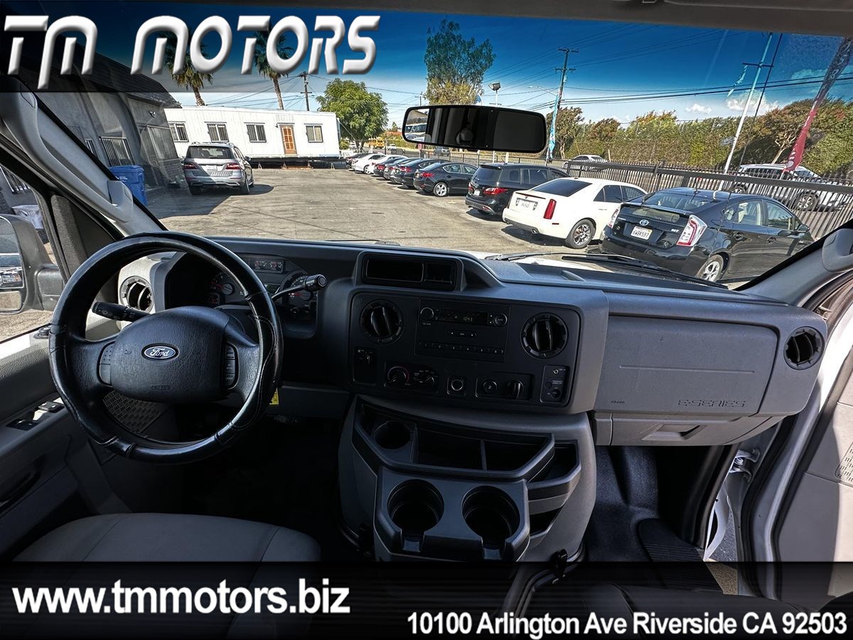 2012 Ford E-250 photo 7