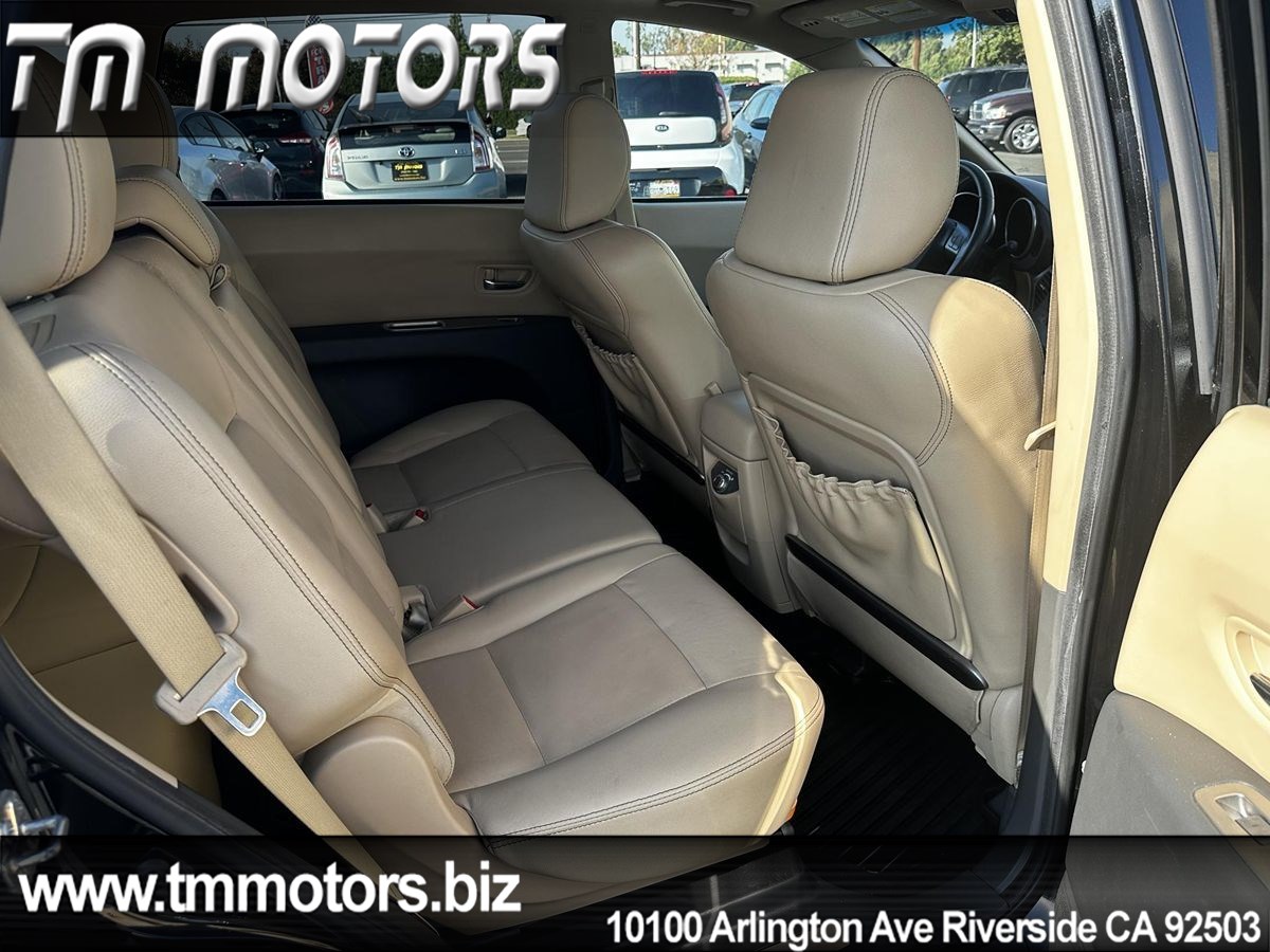 2013 Subaru Tribeca Limited photo 16