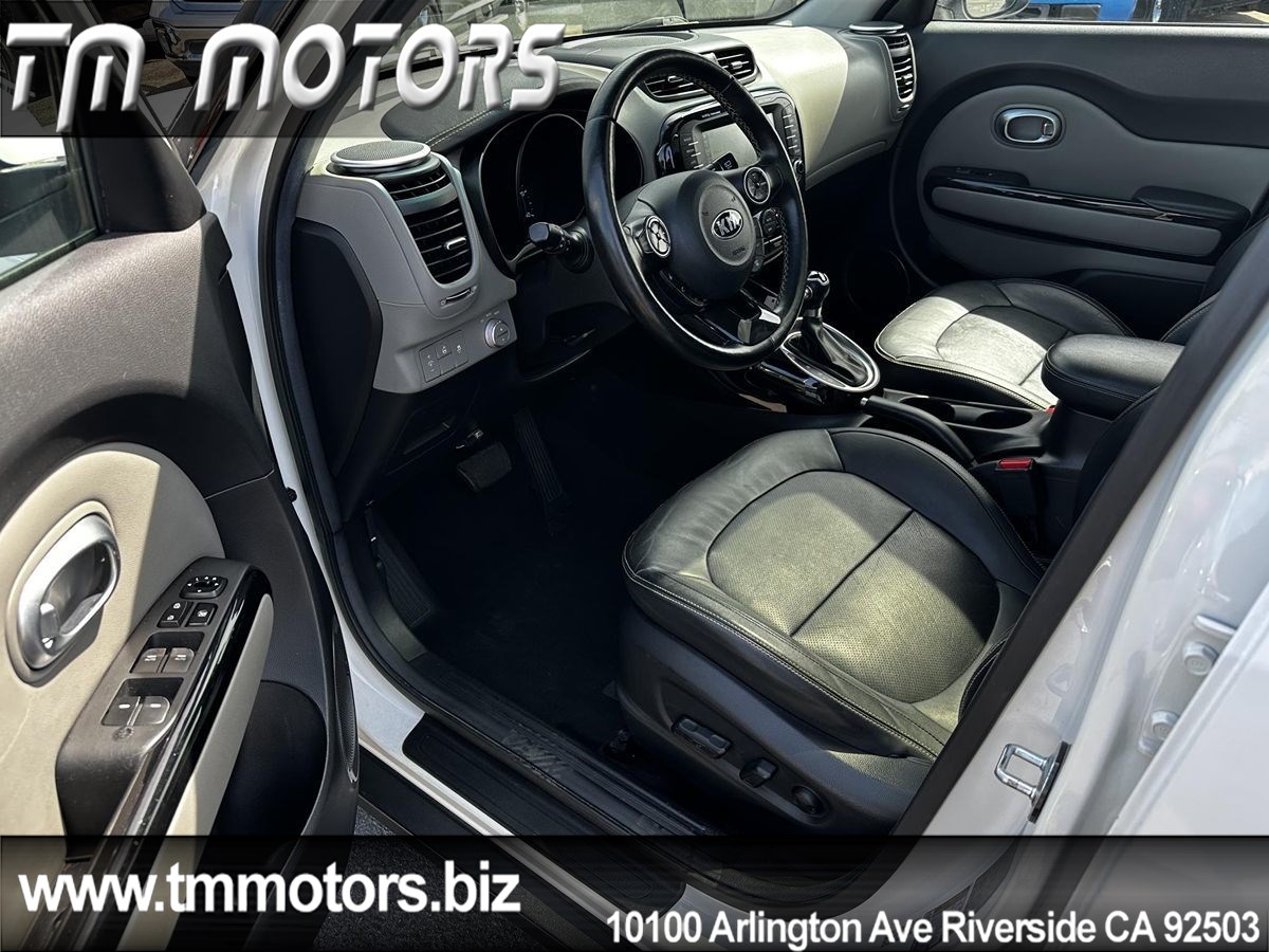 2016 Kia Soul photo 3