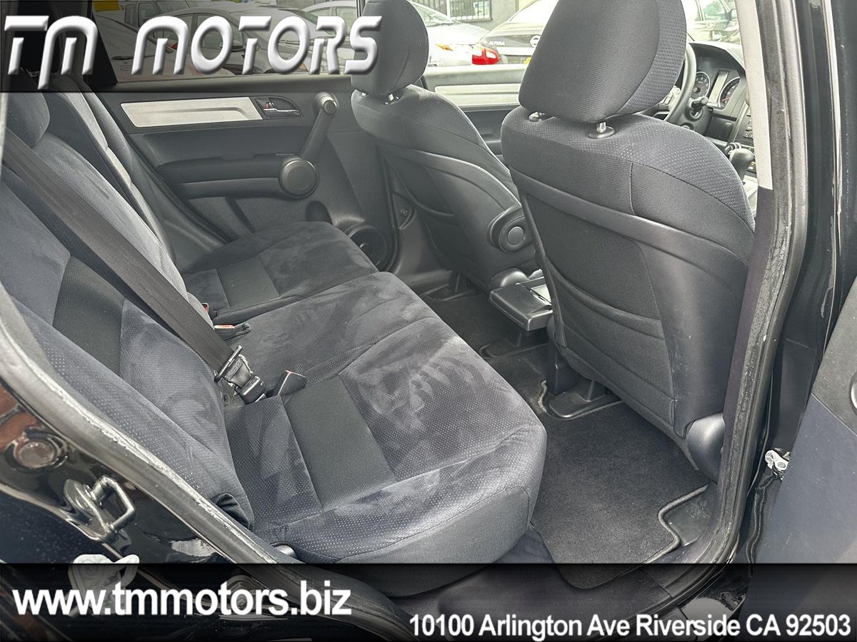 2011 Honda CR-V SE photo 7