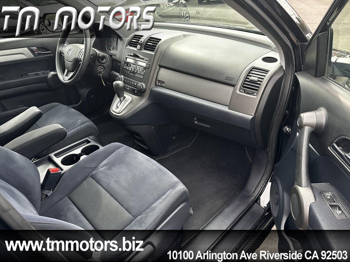 2011 Honda CR-V SE photo 6