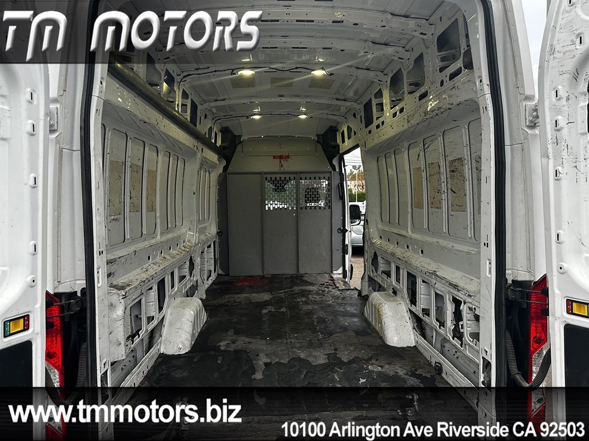 2017 Ford Transit Van photo 9