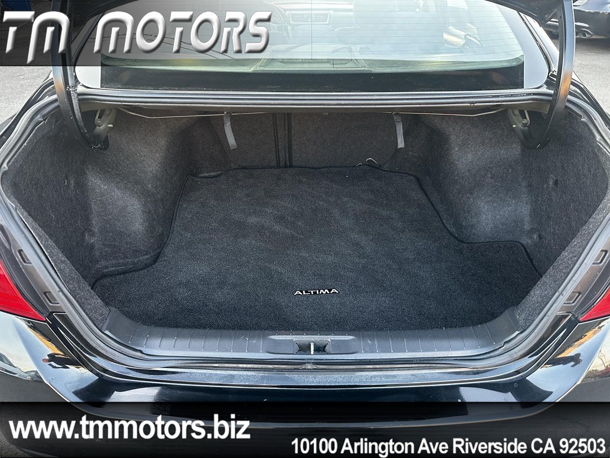 2017 Nissan Altima 2.5 SV photo 20