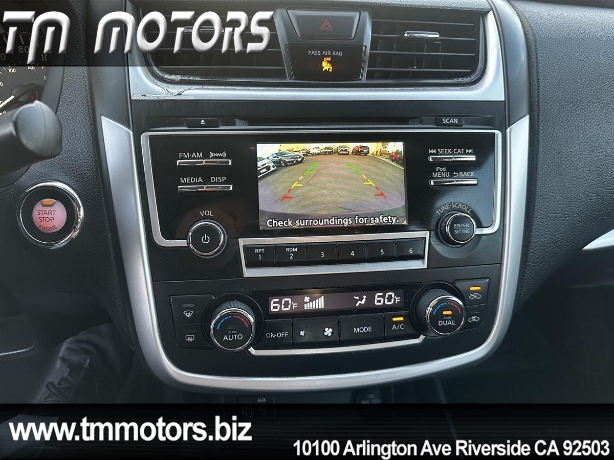 2017 Nissan Altima 2.5 SV photo 9