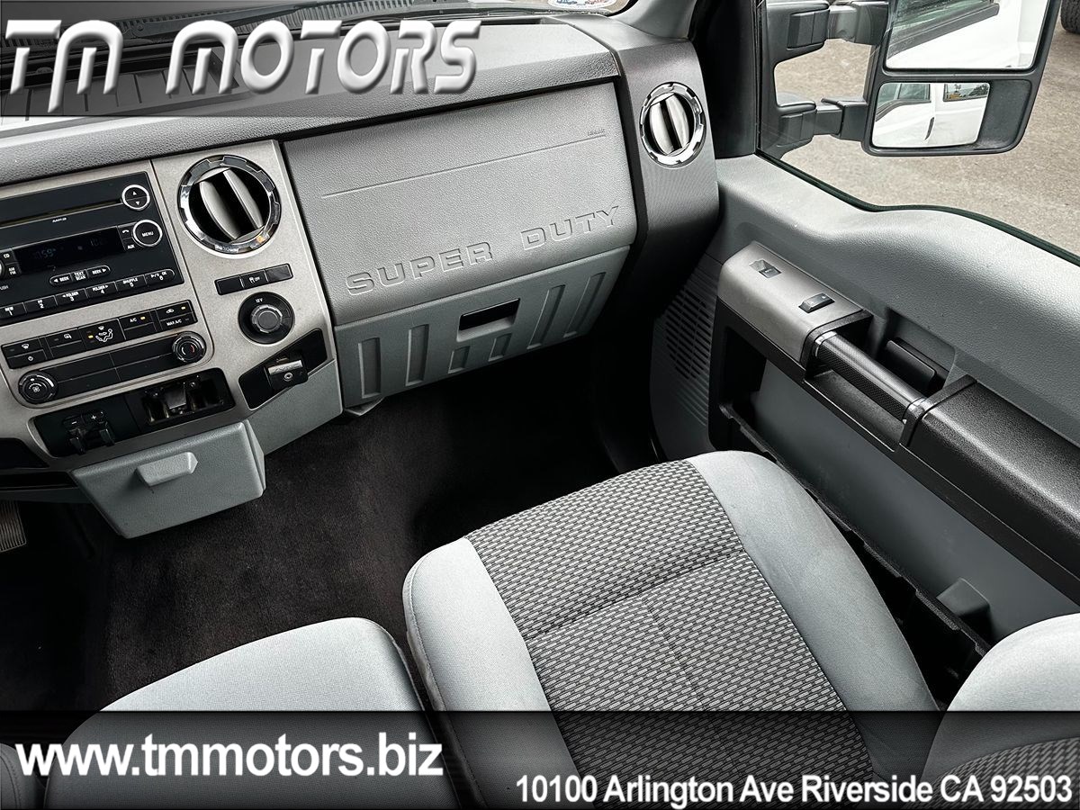 2015 Ford F-250 XLT photo 11
