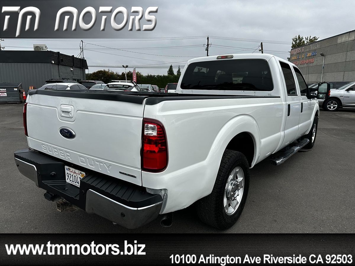 2015 Ford F-250 XLT photo 17