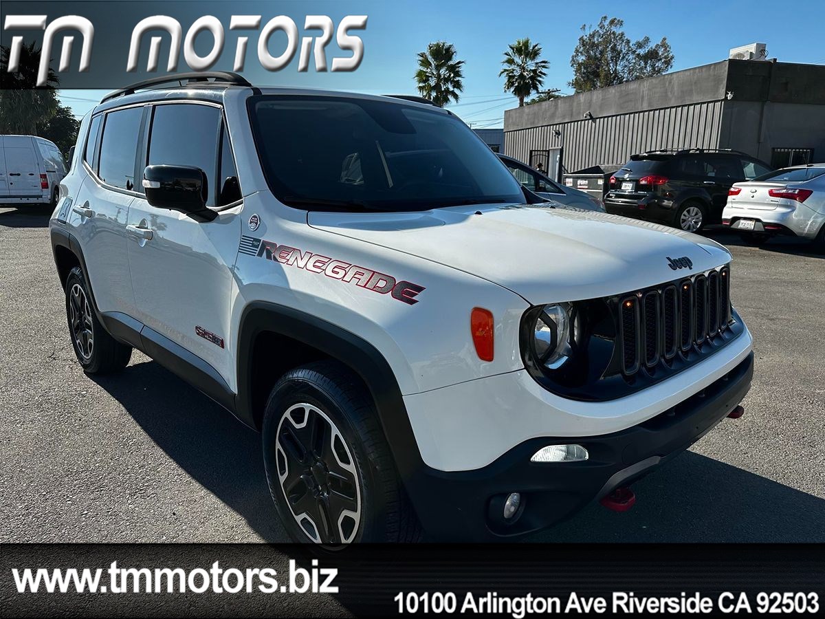 2017 Jeep Renegade Trailhawk photo 21