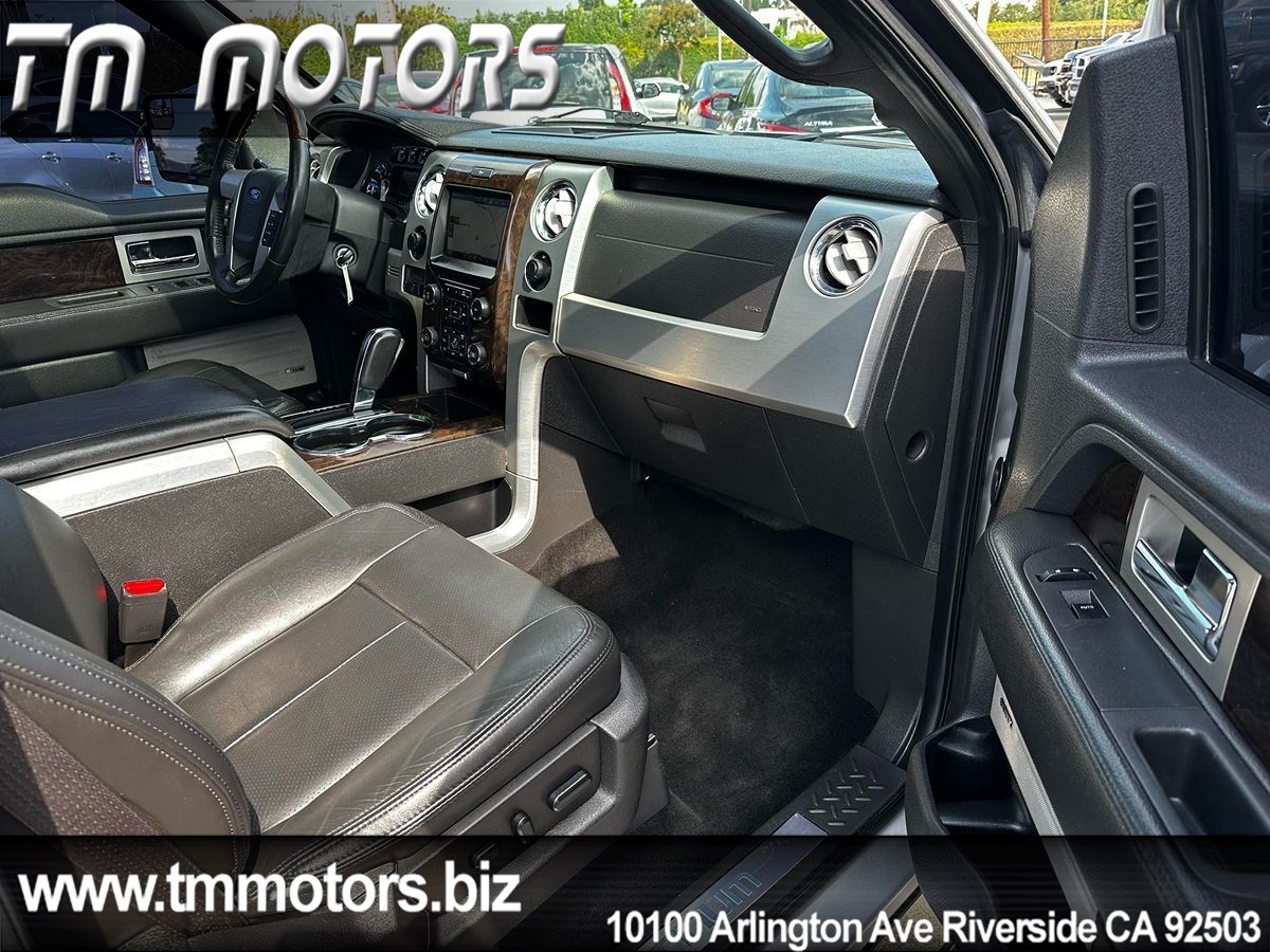 2013 Ford F-150 Platinum photo 12