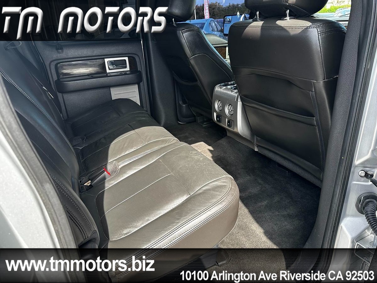 2013 Ford F-150 Platinum photo 10