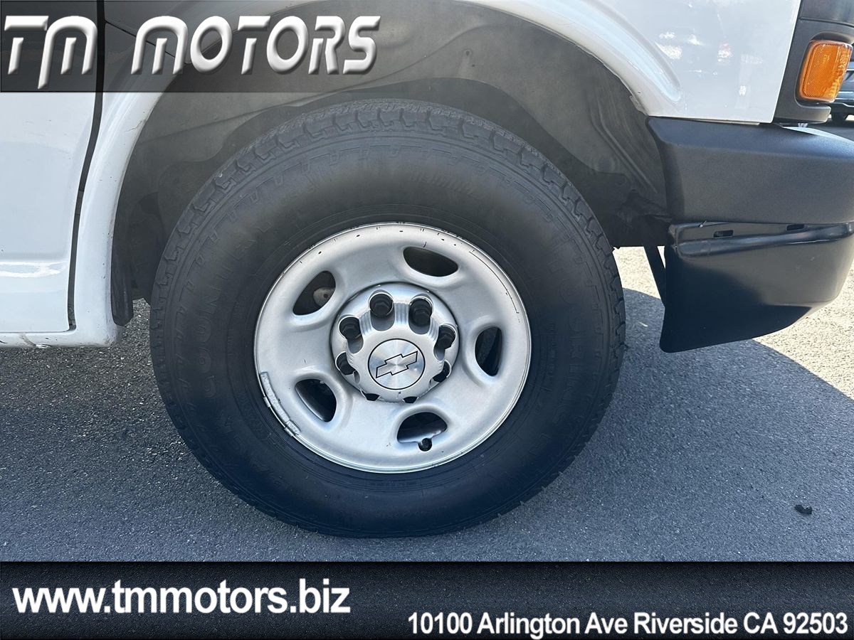 2019 Chevrolet Express Cargo Work Van - Photo 22