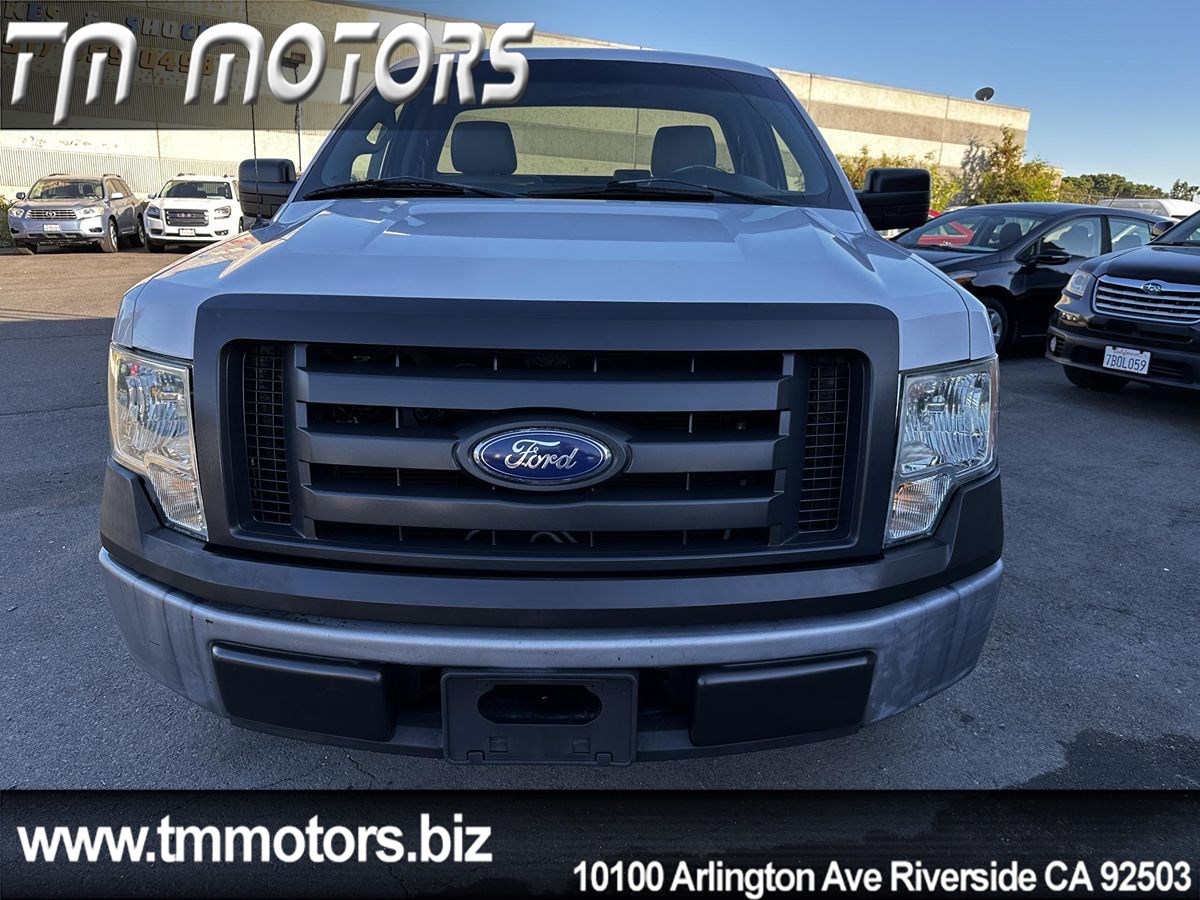 2010 Ford F-150 XL photo 2
