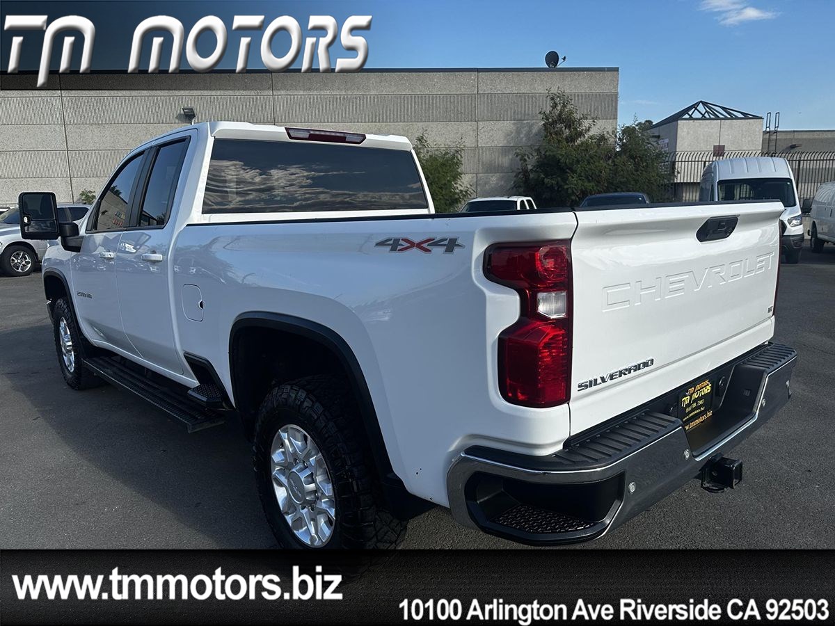 2022 Chevrolet Silverado 2500HD LT - Photo 4